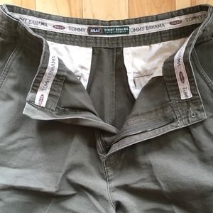 Tommy Bahama Olive Relax Mtn Standard Cargo Pant